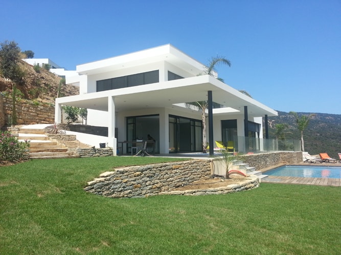 architecte maison moderne pelouse