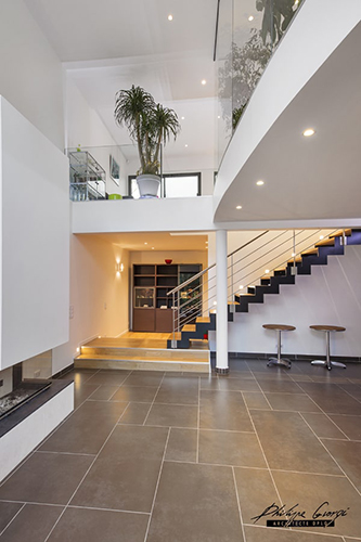 cheminee et escalier architecte moderne