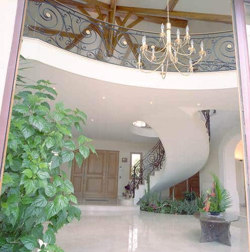 escalier fer forgé maison contemporaine